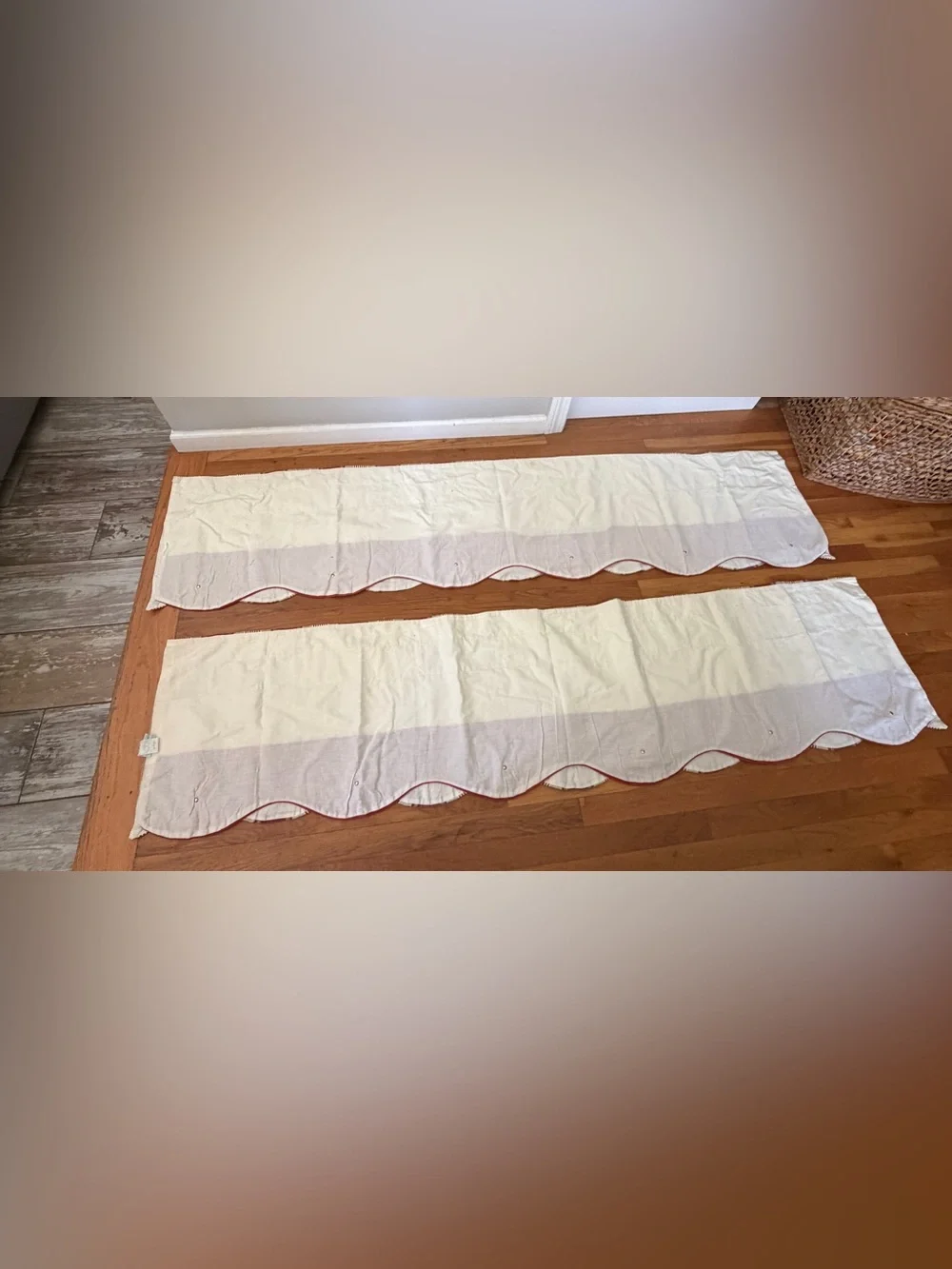 Waverly Capulet Striped Scalloped Valances 76” Red Green Lined Set of 2